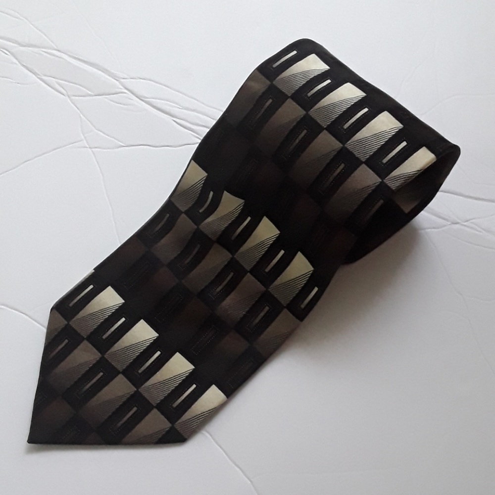 Alexander Julian silk tie